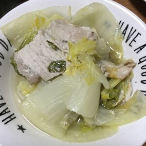 白菜と豚肉の煮物